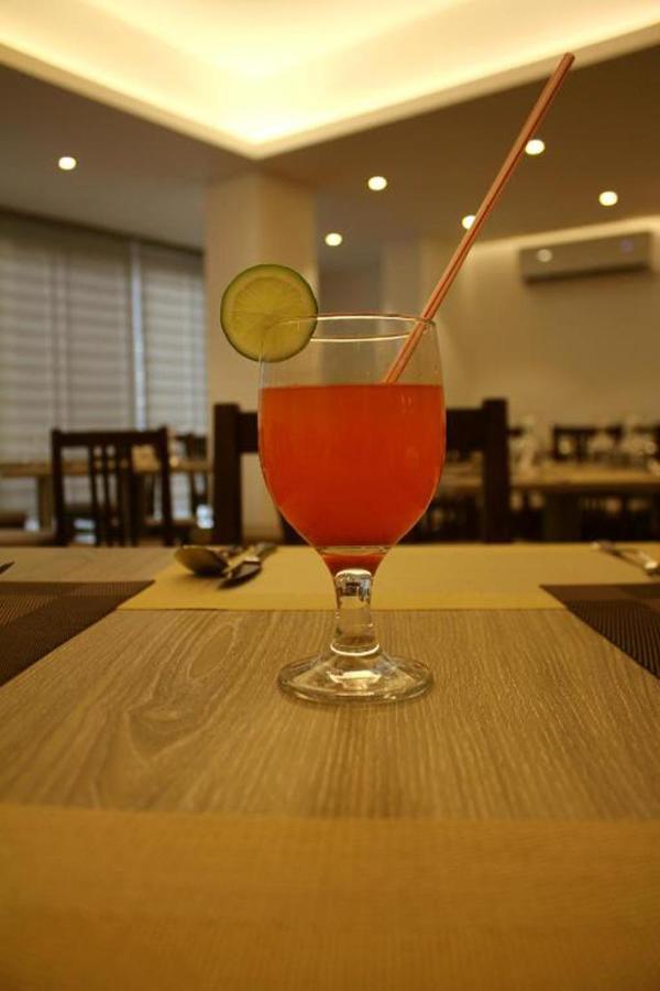 Priyo Nibash Stylish Residential Hotel Dhaka Exteriör bild